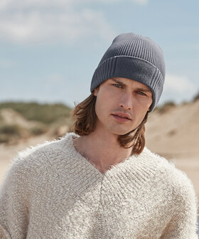 Organic Cotton Engineered Patch Beanie &ndash; Milieubewust en Stijlvol
